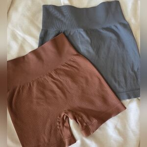 Ribbed High-Waisted Biker Shorts Set Brown Grey Sport Athletic